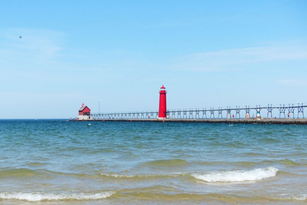 Grand Haven South Pier Lighthouse on Lake Michigan in Michigan